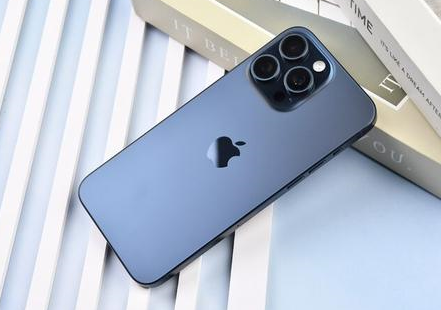 昆玉苹果维修点分享iPhone 15 Pro Max屏幕更换全新实操风险 